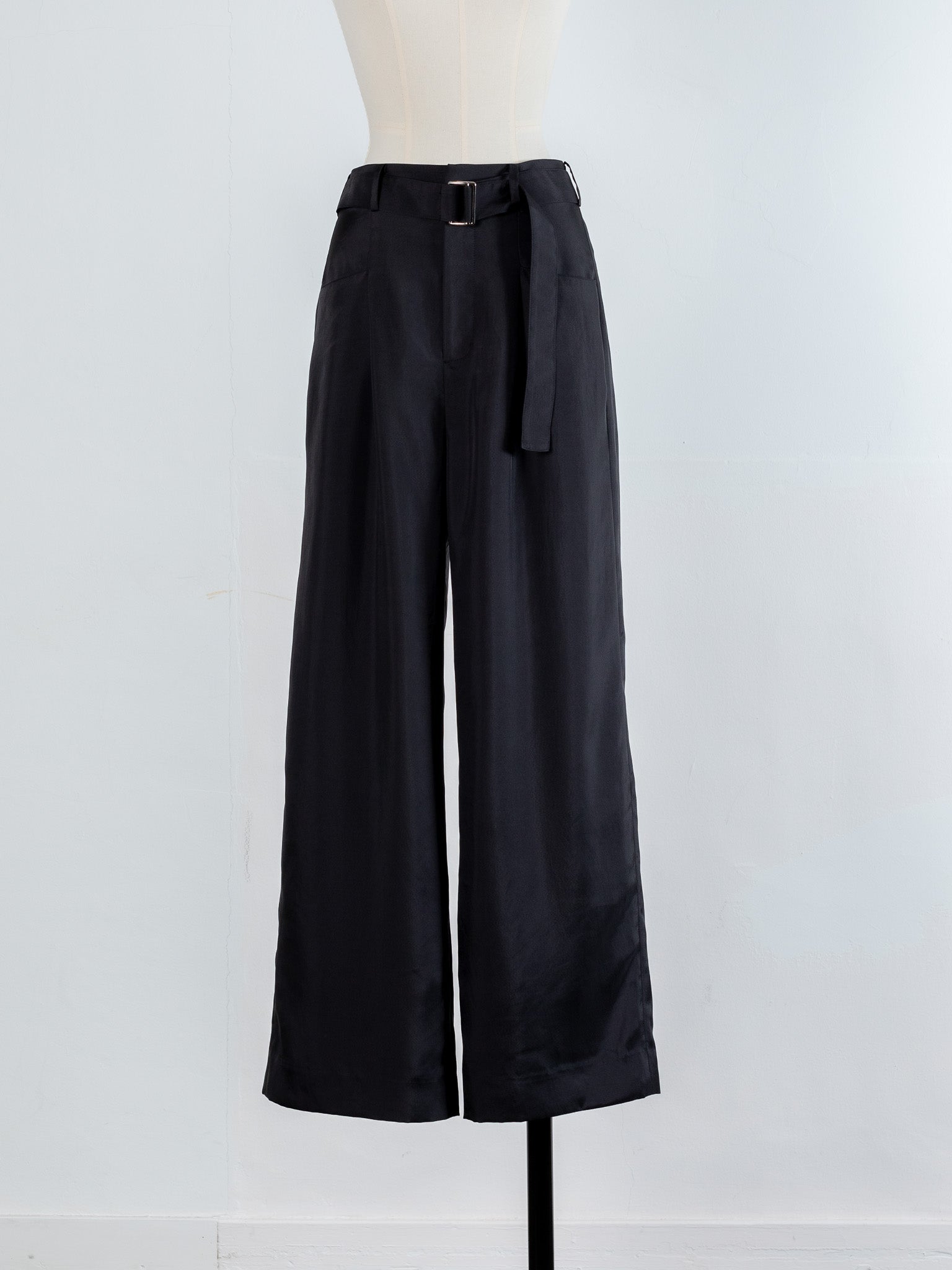 予約販売】Satin wide pants - Black – carla.online